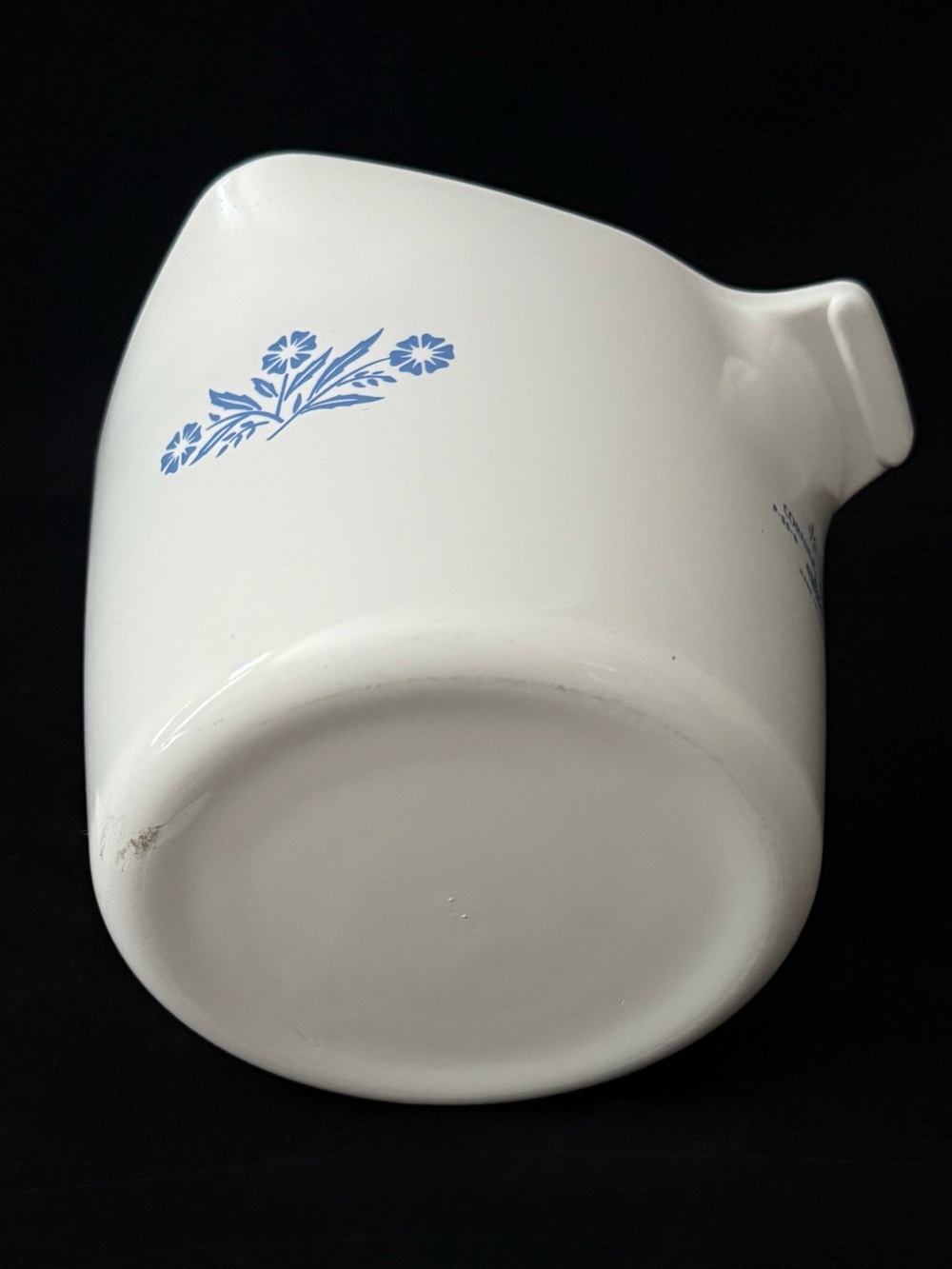 Corning Ware Blue Cornflower 1-quart Measuring Bowl - Picture 5 of 5